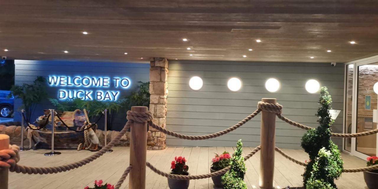 Duck Bay Hotel & Restaurant Баллок Экстерьер фото